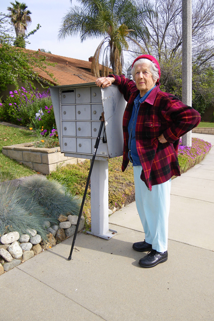 4x6-mom-mailbox-0807